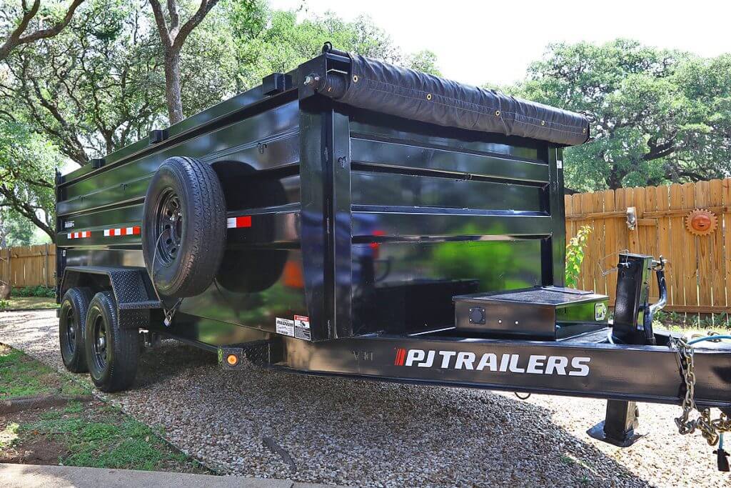 Dump Trailer - 16 Ft End