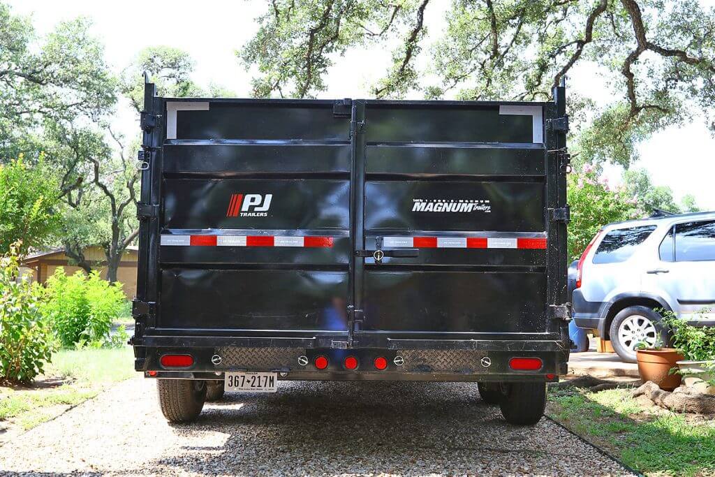 Dump Trailer - 16 Ft End