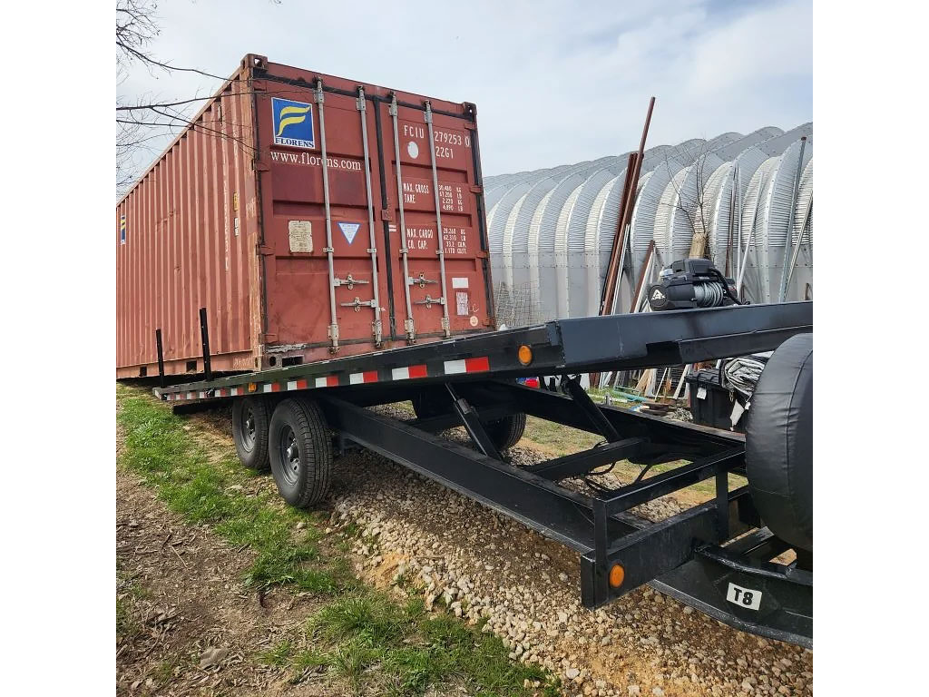 Equipment Trailer - 24 ft Deckover Tilt