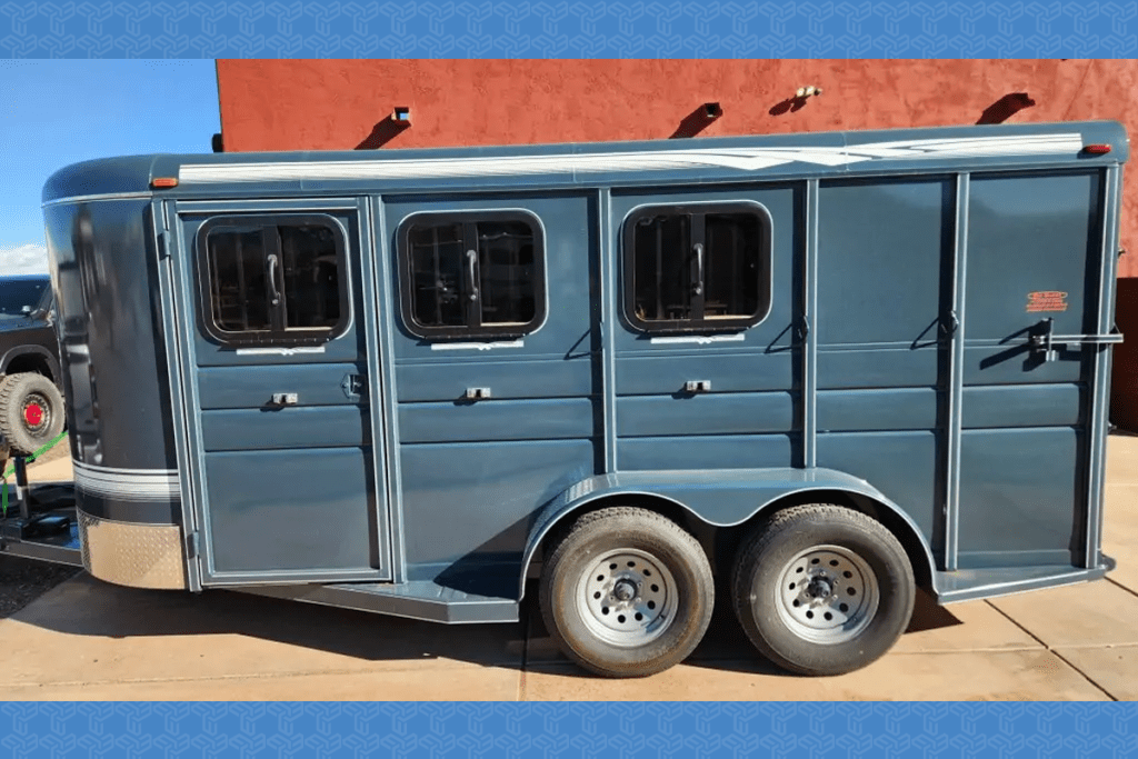 Horse Trailer - 3 Horse Slant