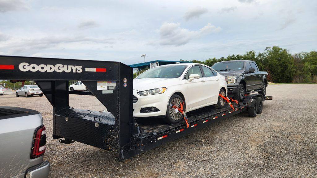 Equipment Trailer - 36FT Gooseneck Car/Equipment Hauler
