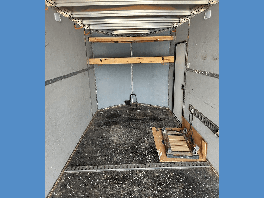 Cargo Trailer - Super Lite 20ft Enclosed Aluminum trailer