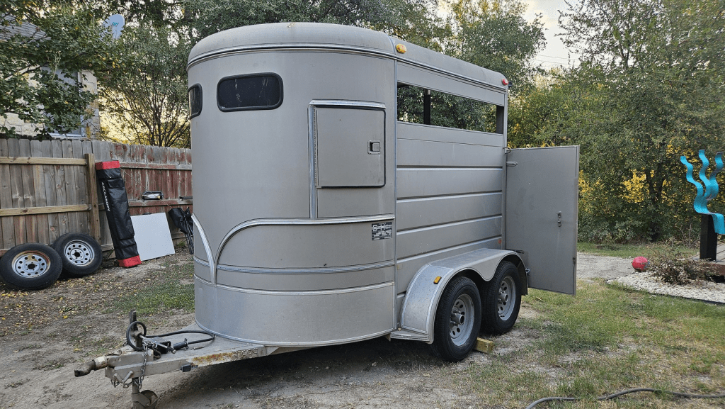 Horse Trailer - 2 Horse Straight Load