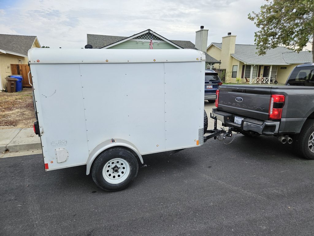 Cargo trailer - 5x8 Enclosed