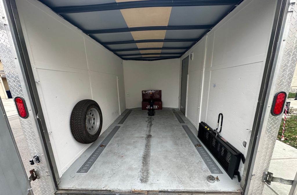 Cargo Trailer - 7' x 12' Enclosed