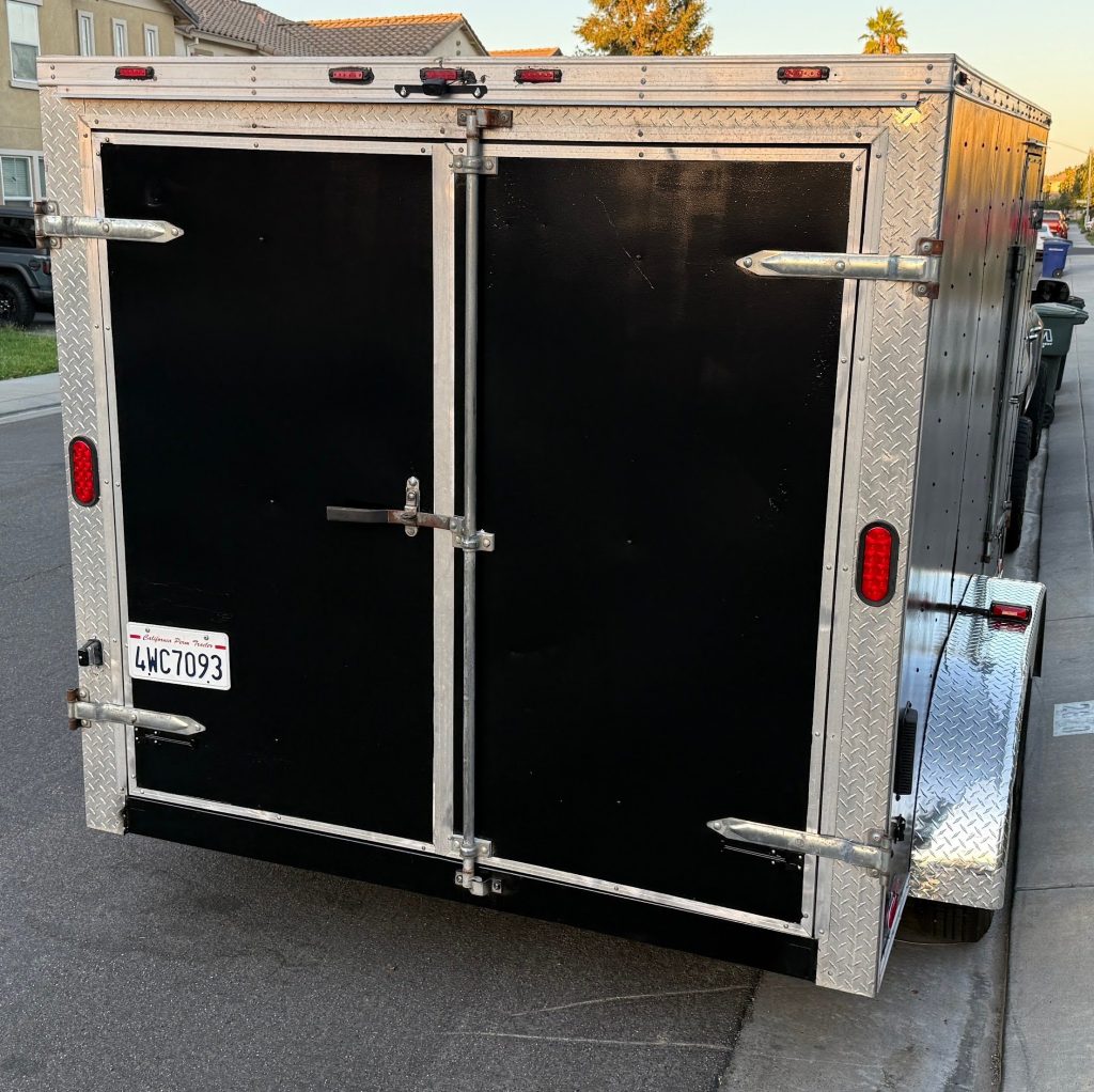 Cargo Trailer - 7' x 12' Enclosed