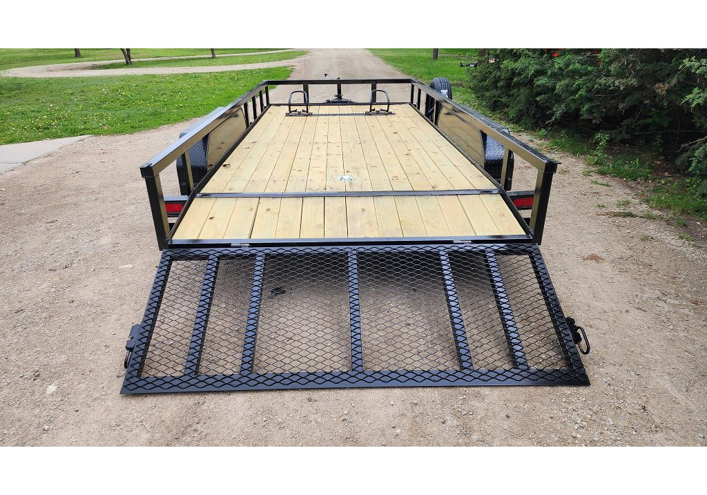 Utility Trailer - 83" x 16' With Ramp