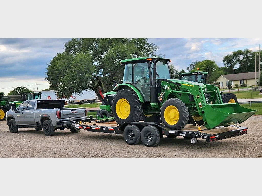 24ft Flatbed Car Hauler/Equipment Trailer