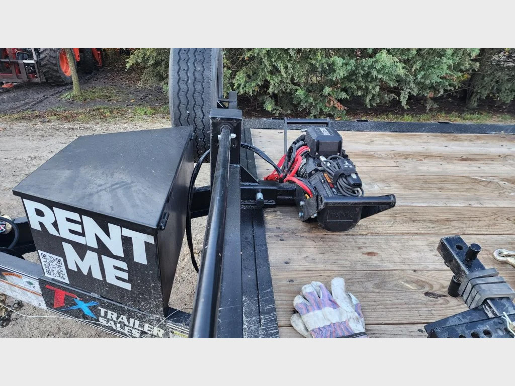 24ft Flatbed Car Hauler/Equipment Trailer