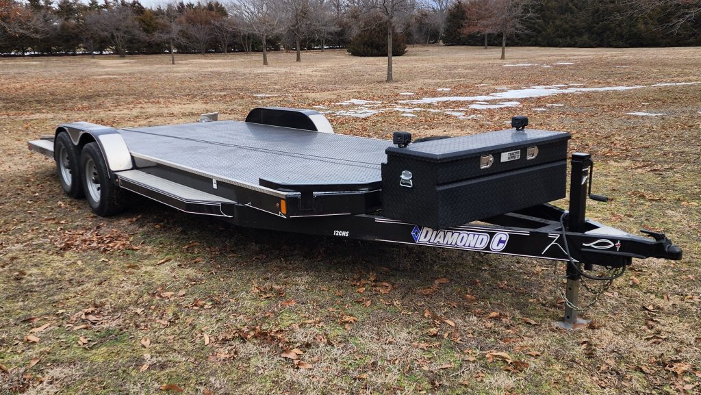 Car Hauler - Diamond C 20 ft