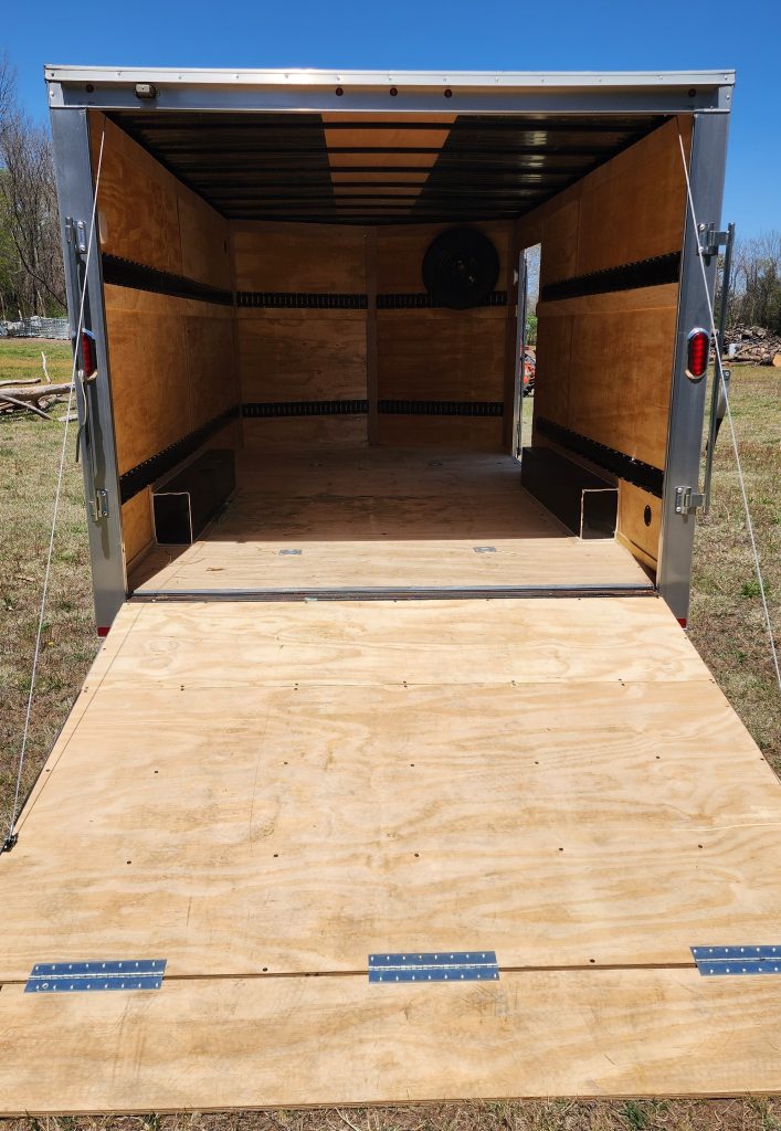 Cargo Trailer - Commander 8x16x6.5 Enclosed