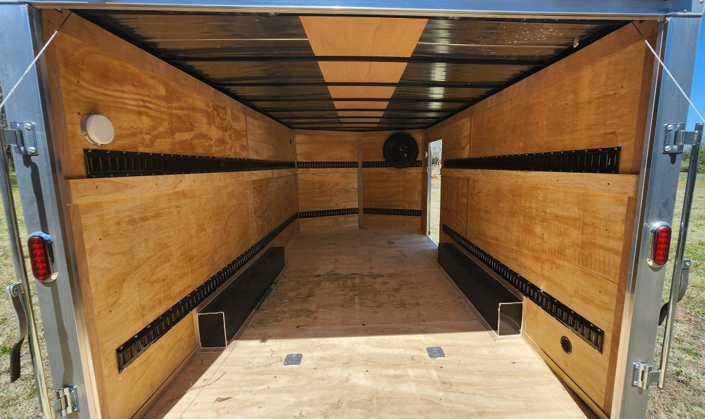 Cargo Trailer - Commander 8x16x6.5 Enclosed