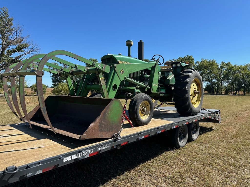 Equipment Trailer - Lamar Flatbed BP Deckover Equipment 8.5x24