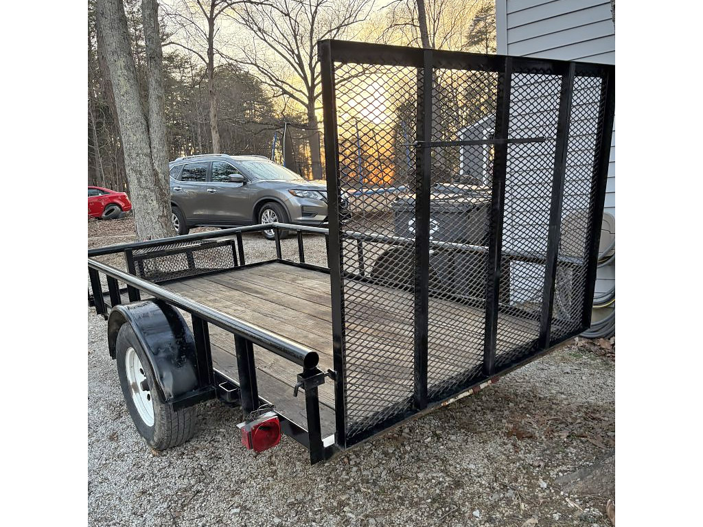 5.5’ x10’ Carry On Utility Trailer