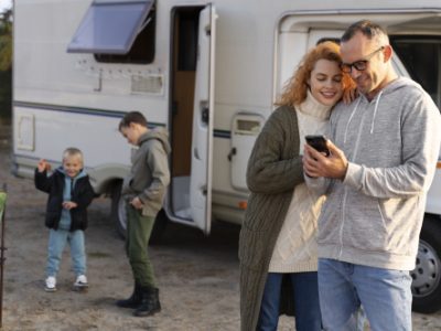 Smart Trailers: Features & Benefits of Renting One