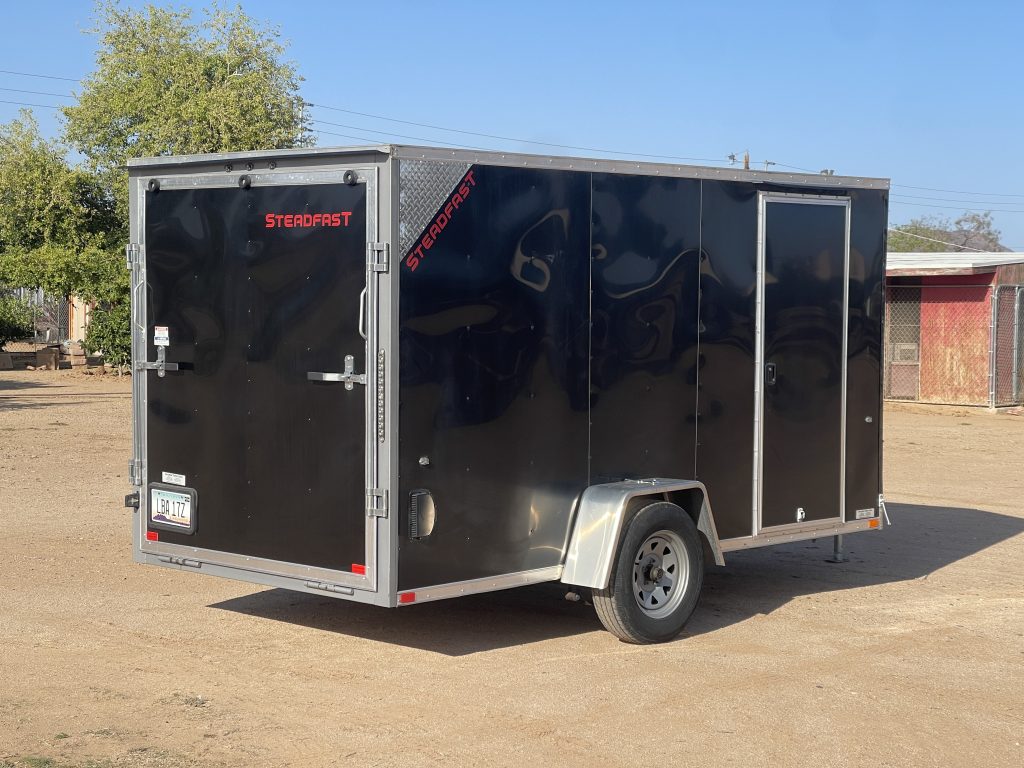 6'X12' Enclosed Trailer With Ramp