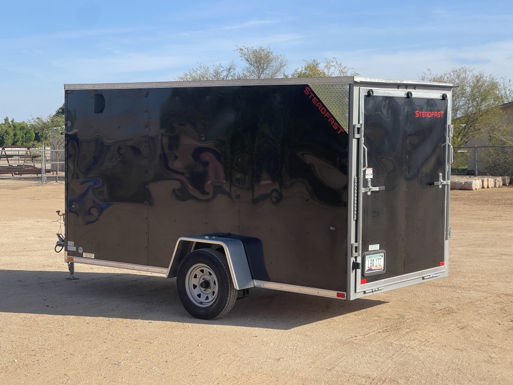 6'X12' Enclosed Trailer With Ramp