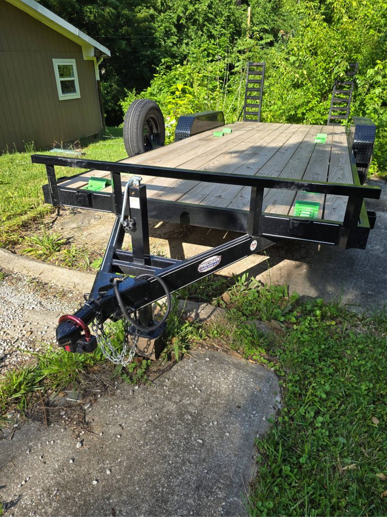 18' Car Hauler with Dovetail