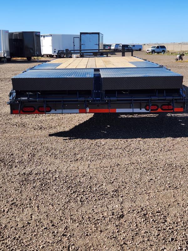 24’ Deckover Equipment Trailer