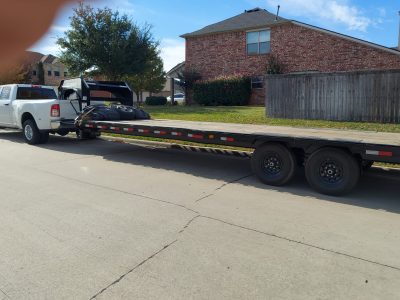 32' Gooseneck Flatbed