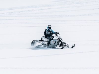 Snowmobile Trailer Rentals Surge in Mountain States