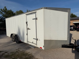 20' Enclosed Cargo Trailer - NICE !!!