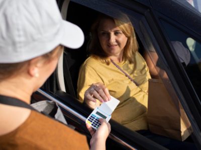 Simplifying Payments for Trailer Owners New to Renting