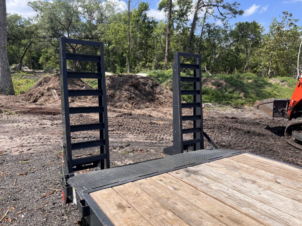 Hillcrest 8'.5 x 24' Deck-Over Dovetail Trailer