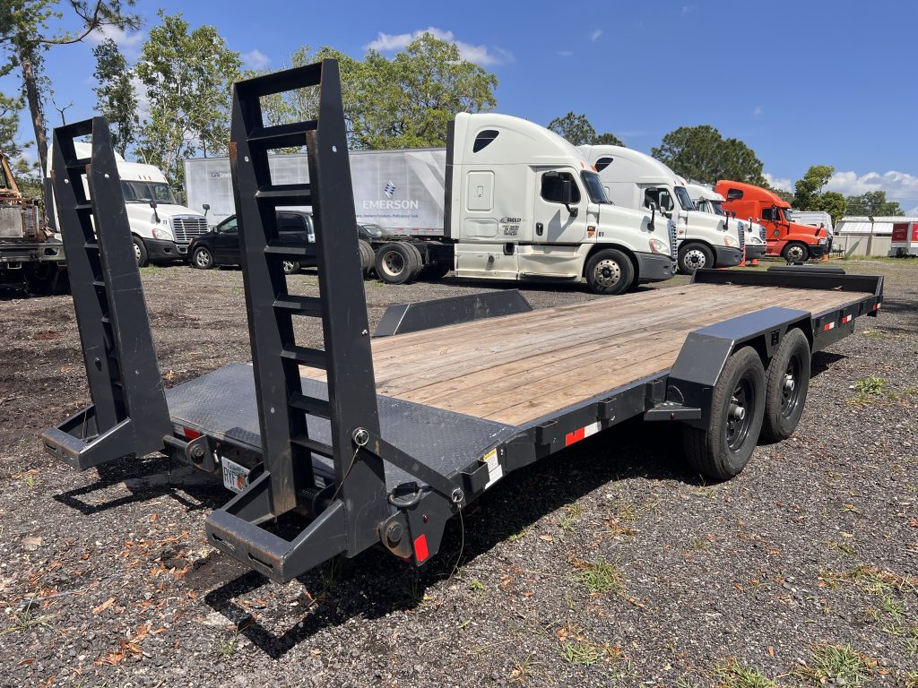 Hillcrest 8'.5 x 24' Deck-Over Dovetail Trailer