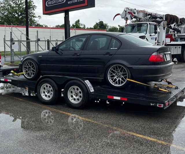 18ft Dovetail Car Hauler with Slide-In Ramps