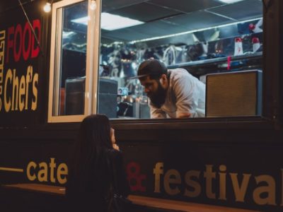 Refrigerated Trailer Rentals: Food Vendor Market Growth