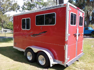 Two Horse Straight Load Trailer With Tack/Changing Room