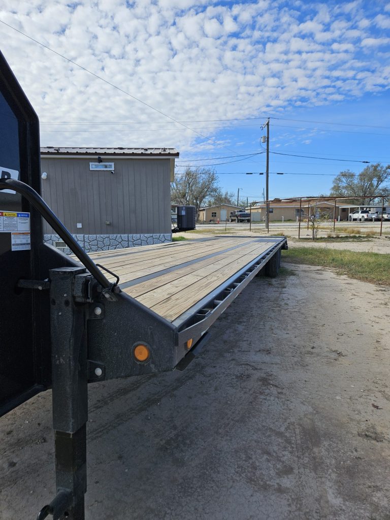 40ft PJ Gooseneck Dovetail Trailer