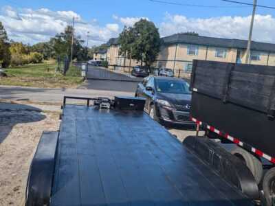 Trailer Plataforma 20x7 – Transporte Fácil y Seguro para Carga Grande