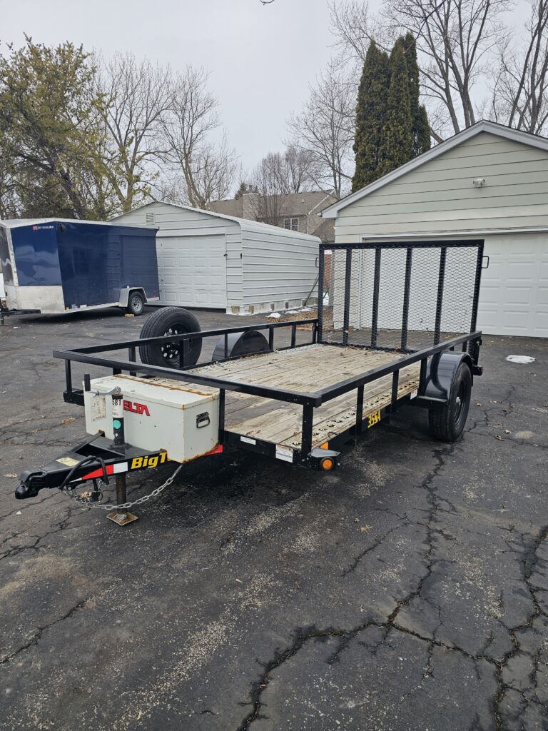 Utility 6.5x12 With Winch
