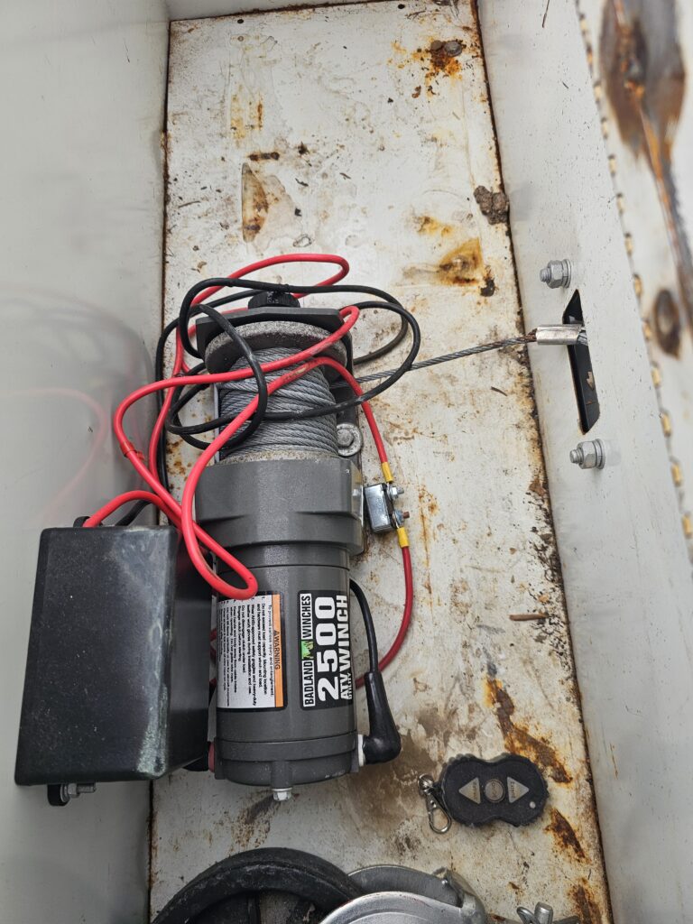 Utility 6.5x12 With Winch