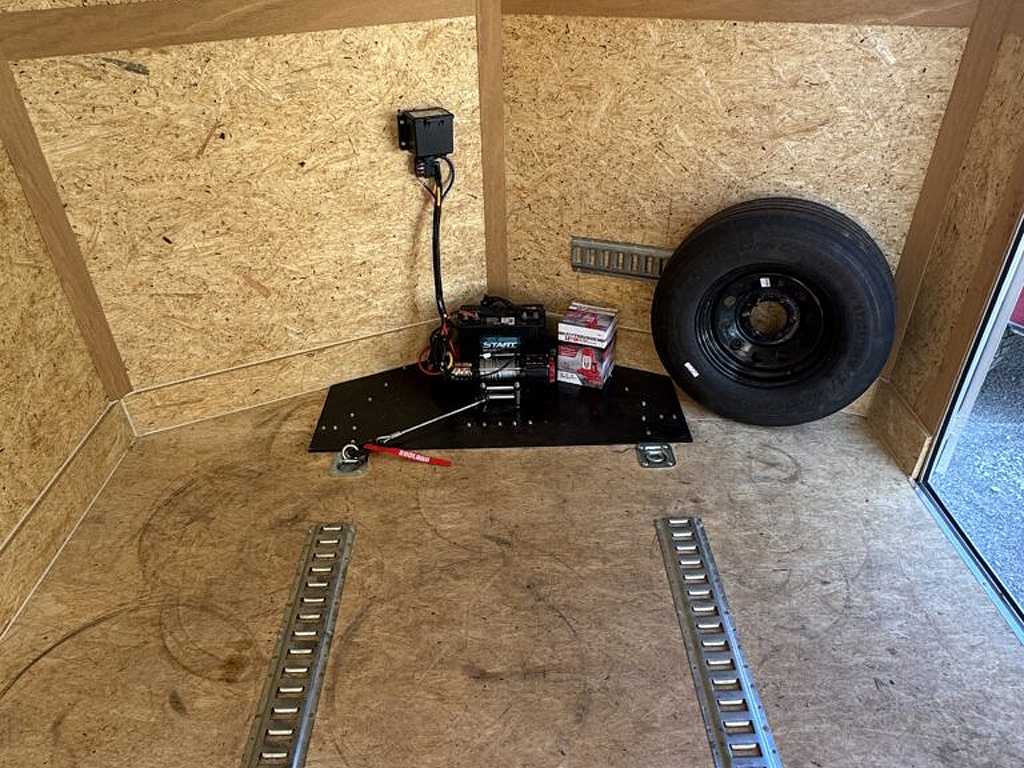 20’ Enclosed Car Hauler