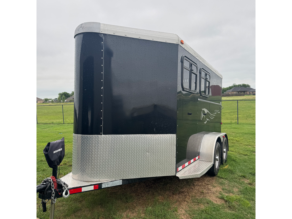 Enclosed 2 Horse Slant