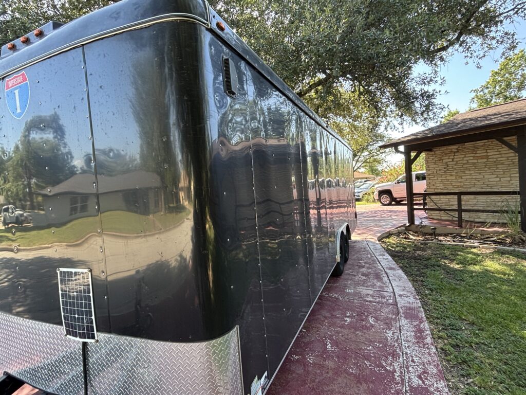25’ Enclosed Trailer