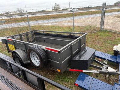 10' Uitility Trailer With Side Panel